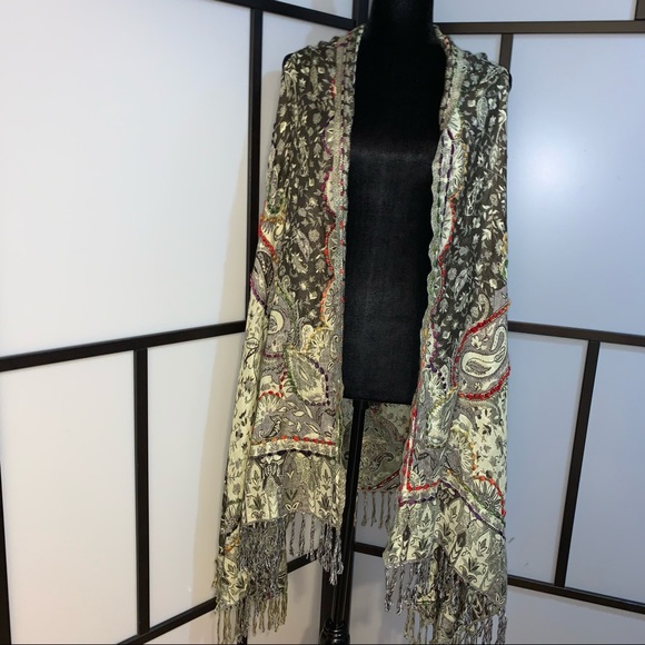 Boho Waterfall Vest - Picture 3 of 8